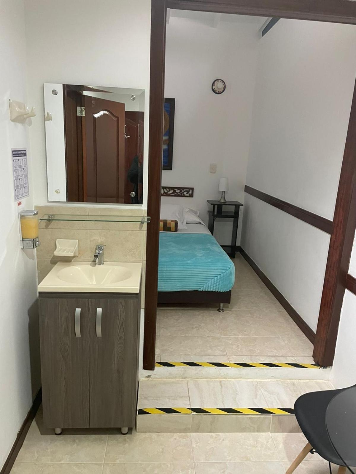 Hospedaje Camino Real A 150 Mts Del Centro Σαλέντο Εξωτερικό φωτογραφία